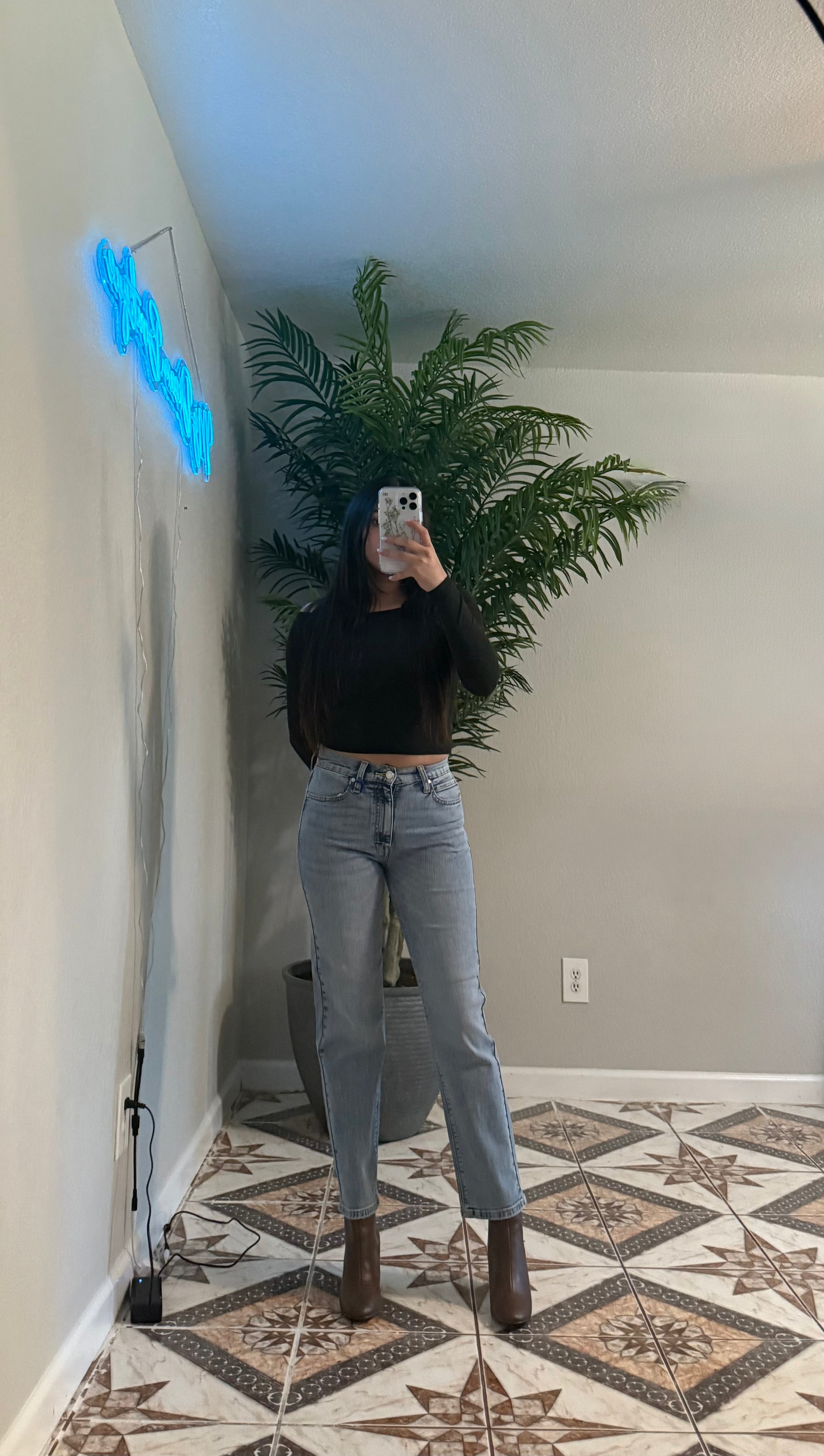 Eunina Olsen Super Hise Rise Classic Straight Jean